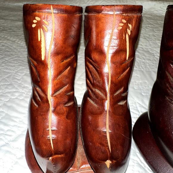 Vintage Wood Hand Carved Asian boot bookends - Picture 4 of 10
